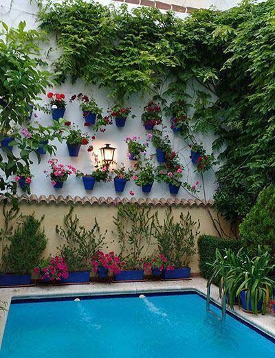 Patio con piscina de Gutiérrez de los Ríos en Córdoba