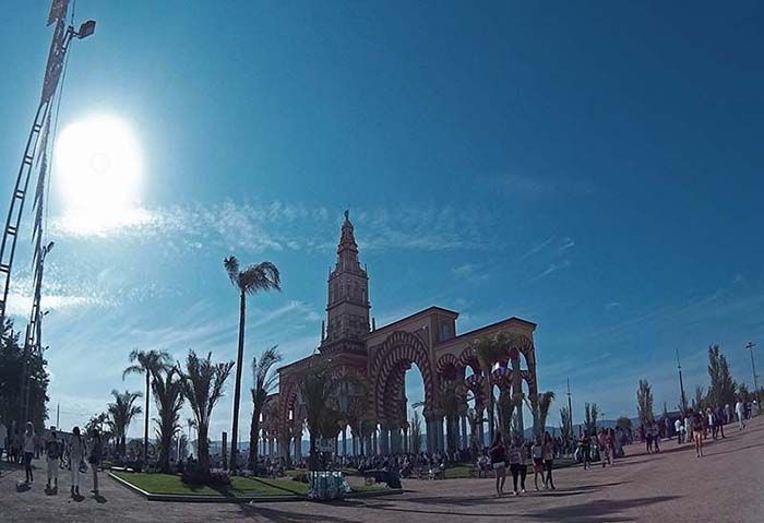 Portada de la Feria de Córdoba, España