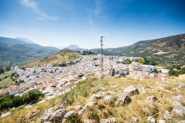 Carcabuey visto desde la Sierra