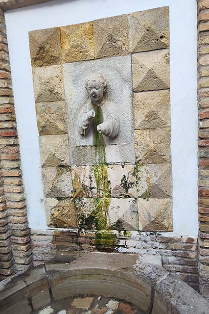 Fuente del Dios Pan o de la Calleja de la Luna