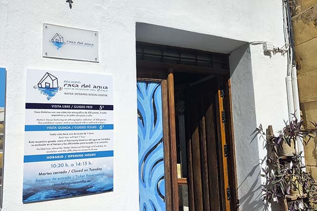 Entrada al museo Casa del Agua en Córdoba