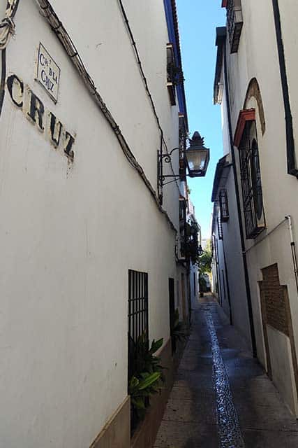 Calleja de la Cruz en Córdoba