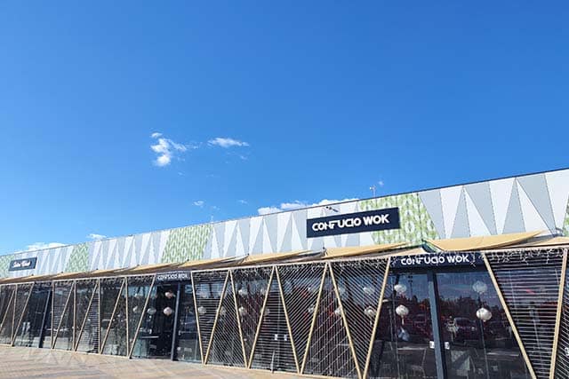 entrada del restaurante Confucio Wok en Córdoba